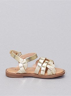 Sandálias em pele sintética dourada e brilhante - Kiabi