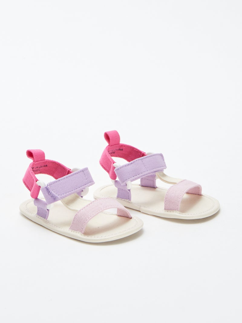 Sandálias estilo trekking multicores ROSA - Kiabi