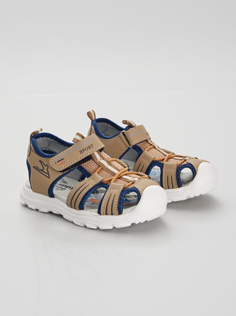 Sandálias fechadas BEGE - Kiabi