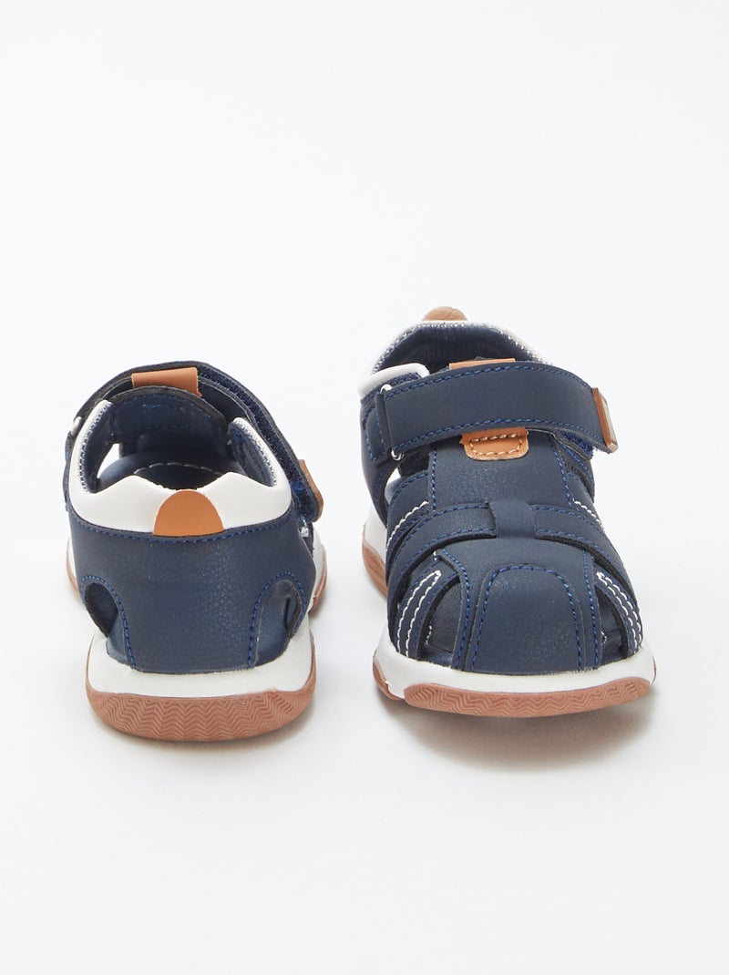 Sandálias fechadas com tira de velcro AZUL - Kiabi