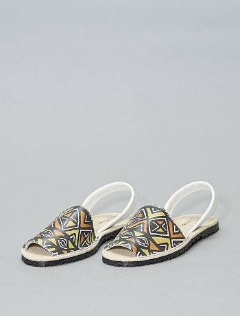 Sandálias menorquinas de pele estampadas - Kiabi