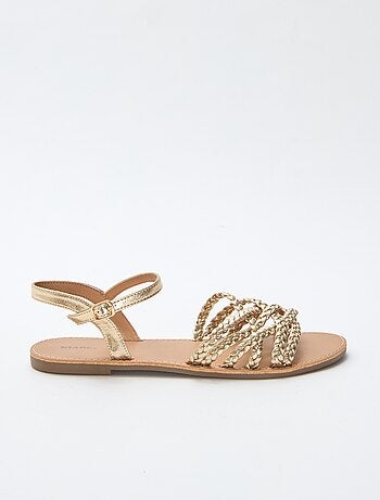 Sandálias multi tiras trançadas