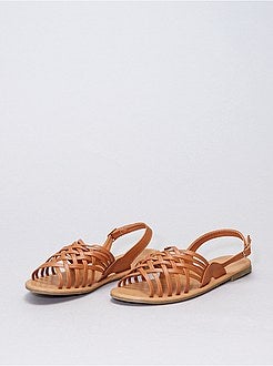 Sandálias rasas com várias tiras - Kiabi