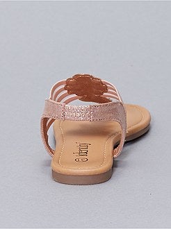 Sandálias rasas em pele sintética - Kiabi