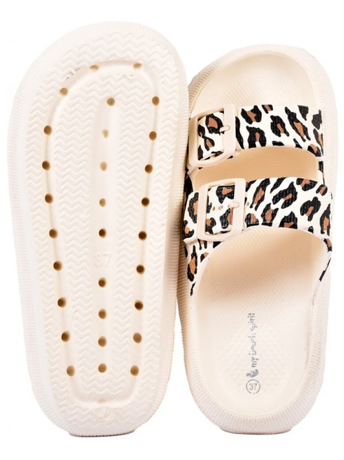 Sandalias Tamancos EVA Fivela - Kiabi Sandalias Tamancos EVA Fivela - Kiabi