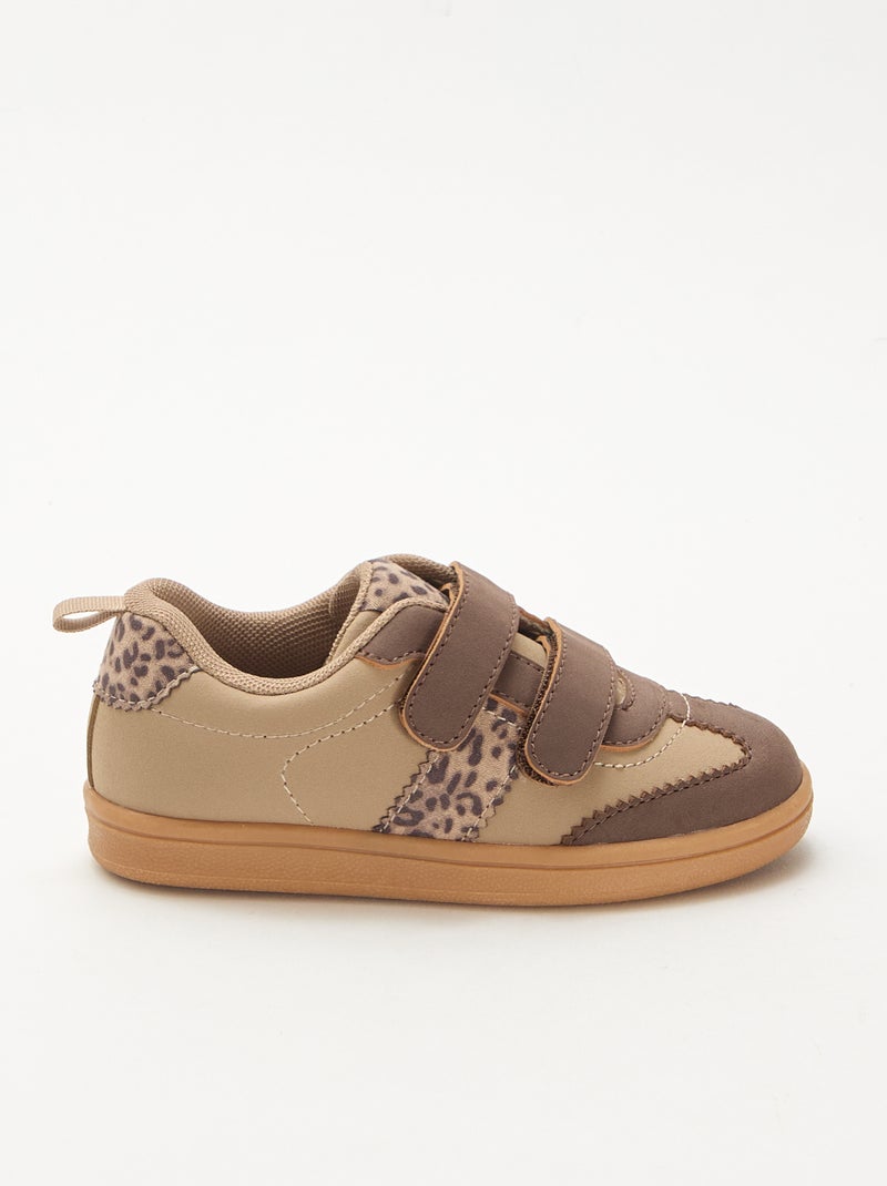 Sapatilhas baixas com velcro Castanho - Kiabi