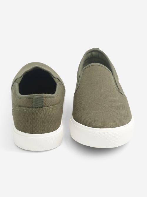 Sapatilhas baixas slip-on - Kiabi