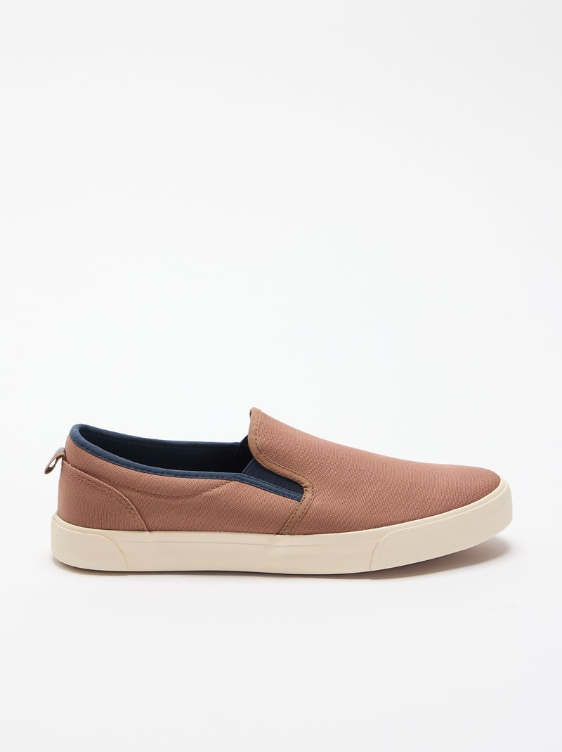 Sapatilhas baixas slip-on Castanho - Kiabi