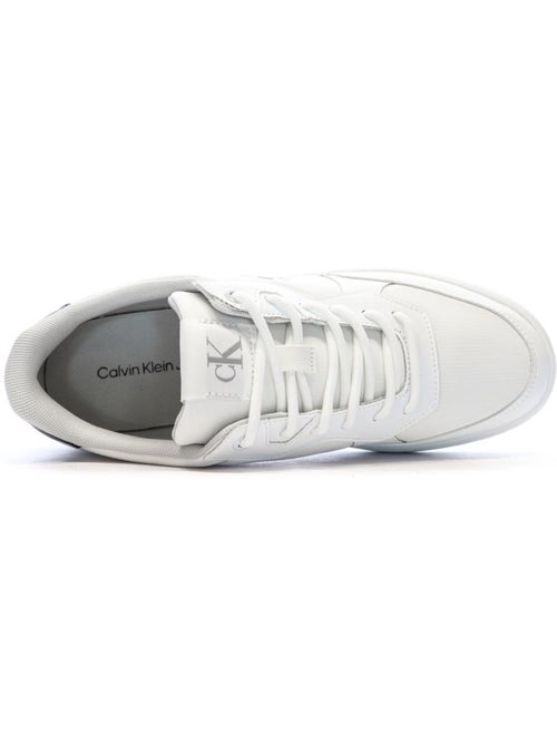 Sapatilhas brancas calvin klein jeans classic cupsoles para homem - Kiabi Sapatilhas brancas calvin klein jeans classic cupsoles para homem - Kiabi