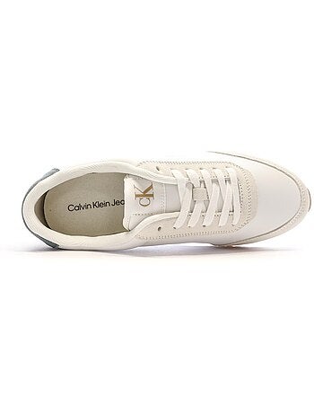 Sapatilhas brancas calvin klein jeans retro para homem