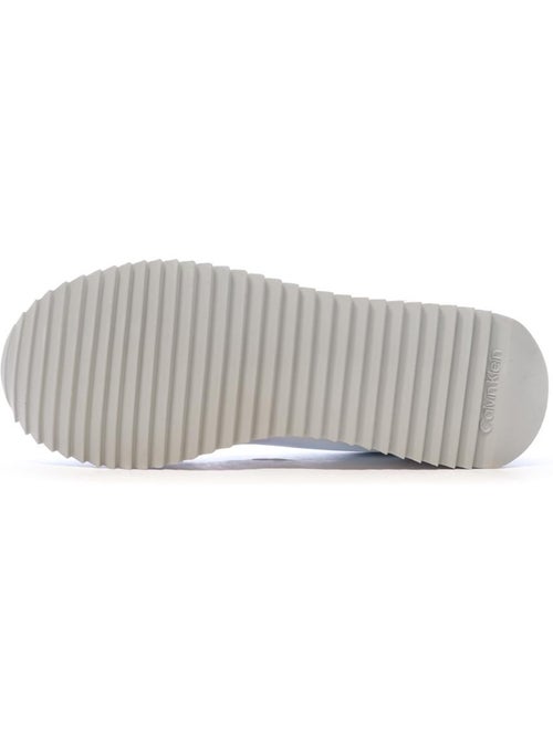 Sapatilhas Brancas Calvin Klein Jeans Runner para Mulher - Kiabi Sapatilhas Brancas Calvin Klein Jeans Runner para Mulher - Kiabi