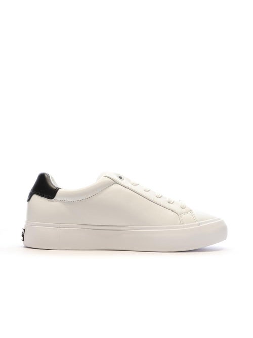Sapatilhas Brancas Calvin Klein Jeans Vulcanized para Mulher - Kiabi Sapatilhas Brancas Calvin Klein Jeans Vulcanized para Mulher - Kiabi