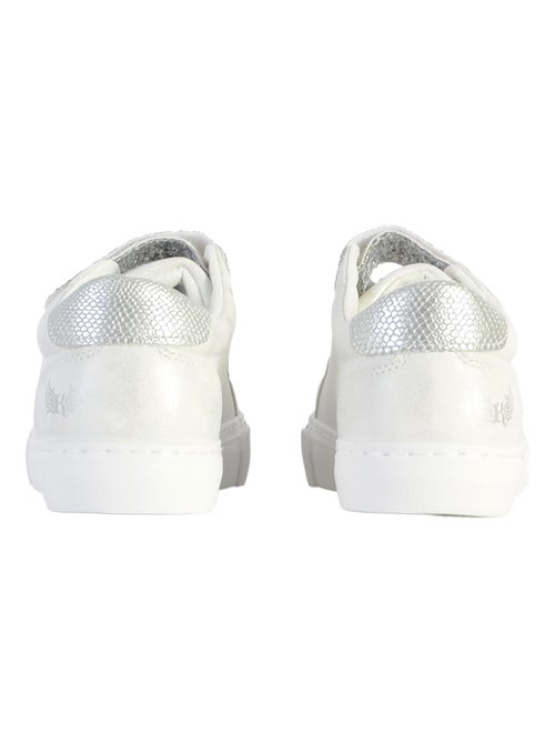 Sapatilhas Brancas Kaporal Tippy para Mulher - Kiabi Sapatilhas Brancas Kaporal Tippy para Mulher - Kiabi
