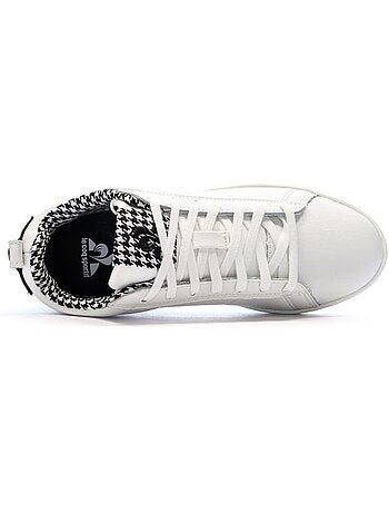 Sapatilhas Brancas Le Coq Sportif Court Classic para Mulher