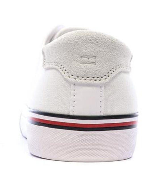 Sapatilhas Brancas Tommy Hilfiger Core Corporate Vulc para Homem - Kiabi Sapatilhas Brancas Tommy Hilfiger Core Corporate Vulc para Homem - Kiabi