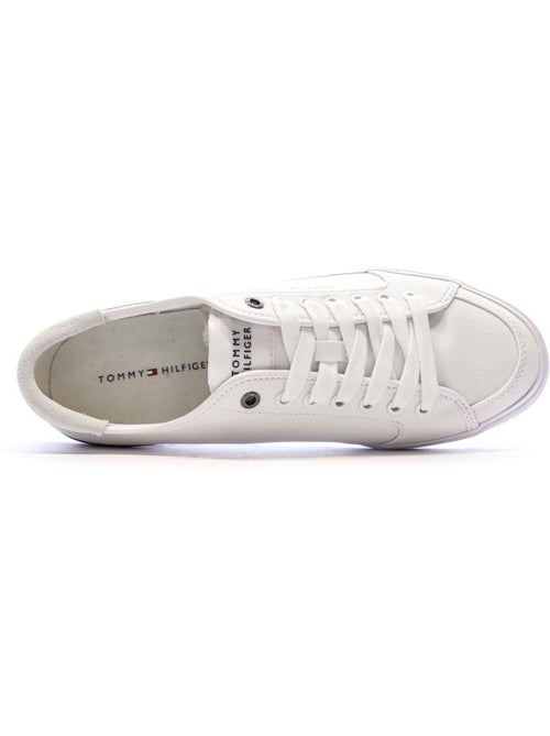 Sapatilhas Brancas Tommy Hilfiger Core Corporate Vulc para Homem - Kiabi Sapatilhas Brancas Tommy Hilfiger Core Corporate Vulc para Homem - Kiabi
