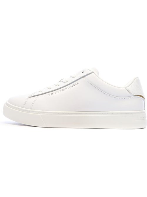 Sapatilhas Brancas Tommy Hilfiger Essential Court para Mulher - Kiabi Sapatilhas Brancas Tommy Hilfiger Essential Court para Mulher - Kiabi