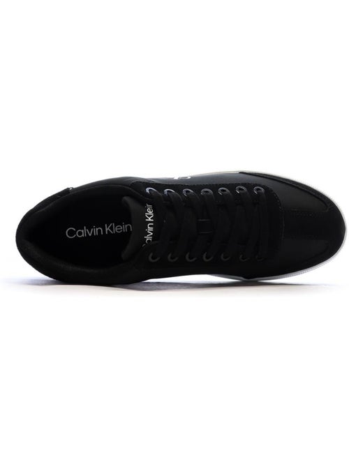 Sapatilhas Calvin Klein Jeans Low Cupsole com Atacadores para Homem em Preto - Kiabi Sapatilhas Calvin Klein Jeans Low Cupsole com Atacadores para Homem em Preto - Kiabi