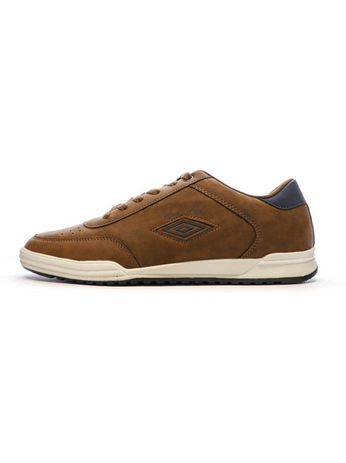 Sapatilhas camel umbro ipam60 para homem - Kiabi Sapatilhas camel umbro ipam60 para homem - Kiabi