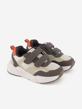Sapatilhas com velcro tricolores