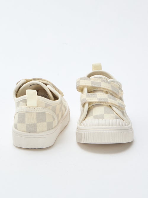 Sapatilhas de lona com estampado de xadrez - Kiabi