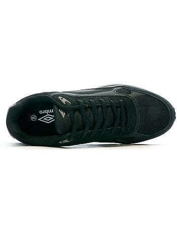 Sapatilhas Pretas Masculinas Umbro Orell