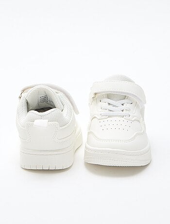 Sapatilhas rasas com velcro lisas