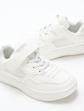 Sapatilhas rasas com velcro lisas