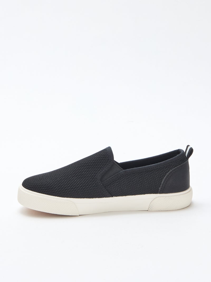 Sapatilhas rasas slip-on em malha lisa Preto - Kiabi