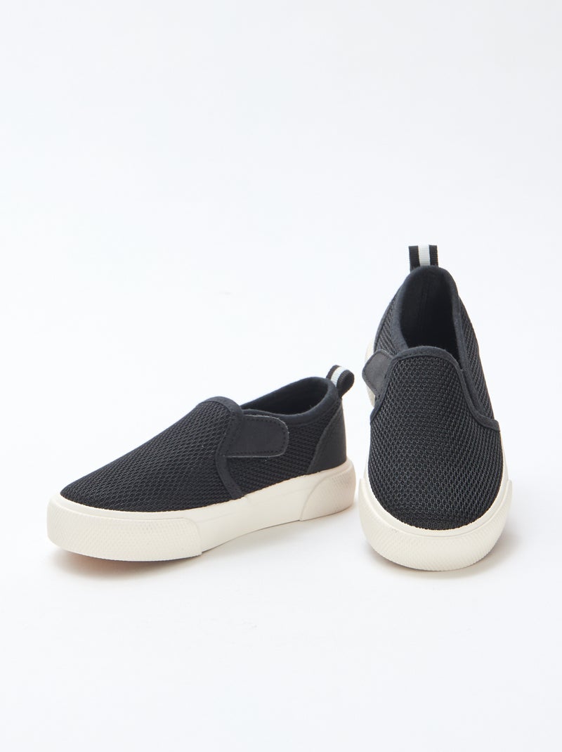 Sapatilhas slip-on em malha lisa Preto - Kiabi