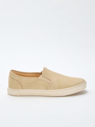 Sapatilhas slip-on tipo camurça
