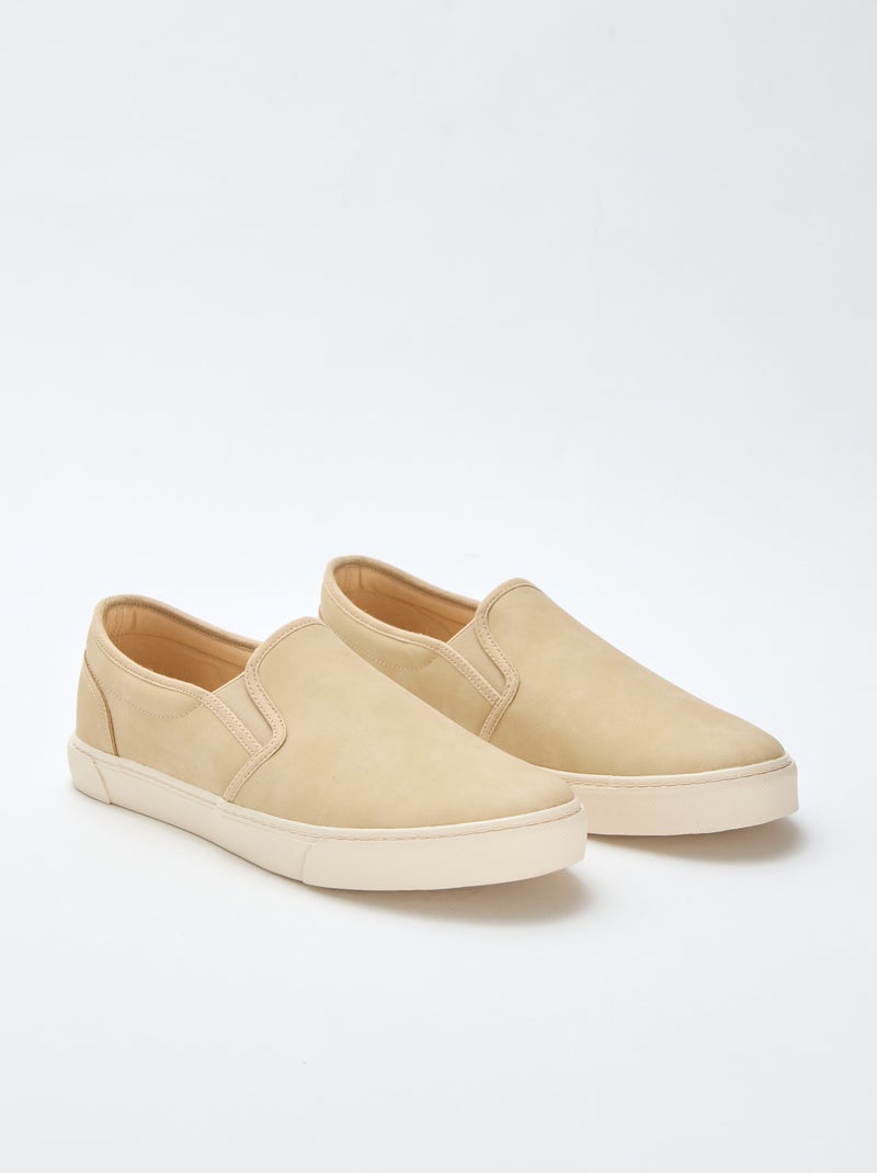 Sapatilhas slip-on tipo camurça Bege - Kiabi