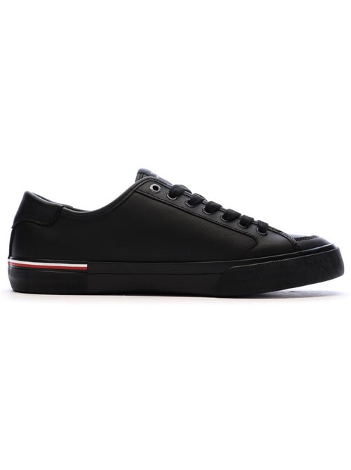 Sapatilhas Tommy Hilfiger Core Corporate Vulc em Pele Preta para Homem - Kiabi Sapatilhas Tommy Hilfiger Core Corporate Vulc em Pele Preta para Homem - Kiabi