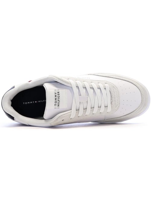 Sapatilhas tommy hilfiger core leather para homem em branco e azul-marinho - Kiabi