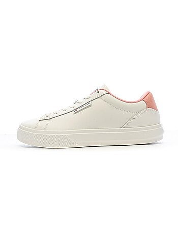 Sapatilhas tommy hilfiger cupsole para mulher em branco e rosa