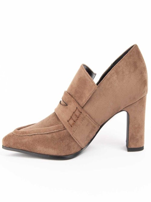 Sapato Com Salto Material Sintético E Têxtil Montevita - Kiabi Sapato Com Salto Material Sintético E Têxtil Montevita - Kiabi