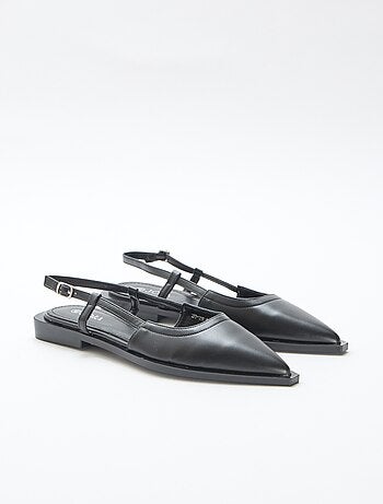 Sapatos abertos de bico fino