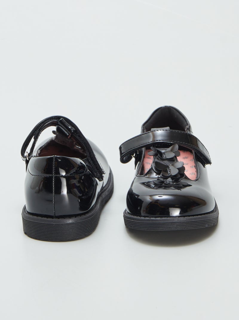 Sapatos abertos em verniz PRETO - Kiabi