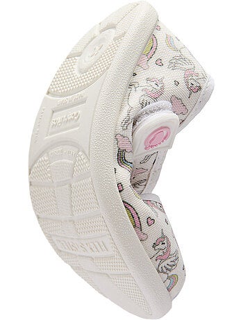 Sapatos com tira conguitos unicornio respetuosas