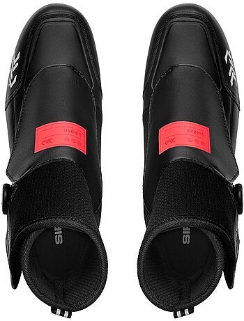 Sapatos de ciclismo de estrada para inverno