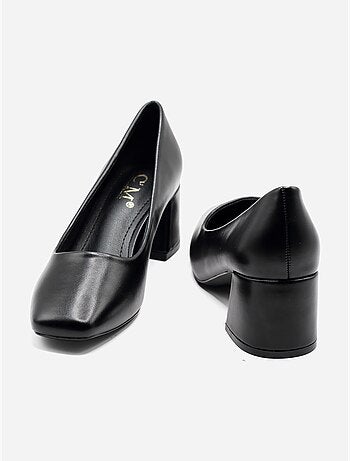Sapatos de salto alto de calçar