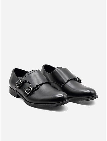 Sapatos derby com fivelas