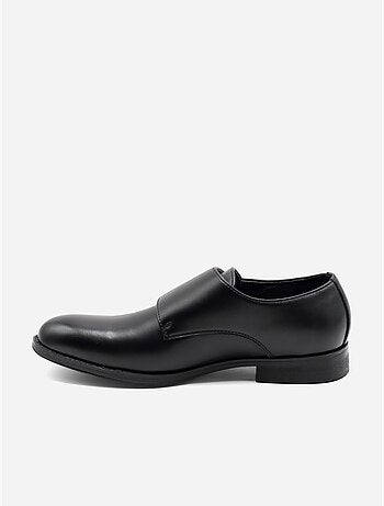Sapatos derby com fivelas