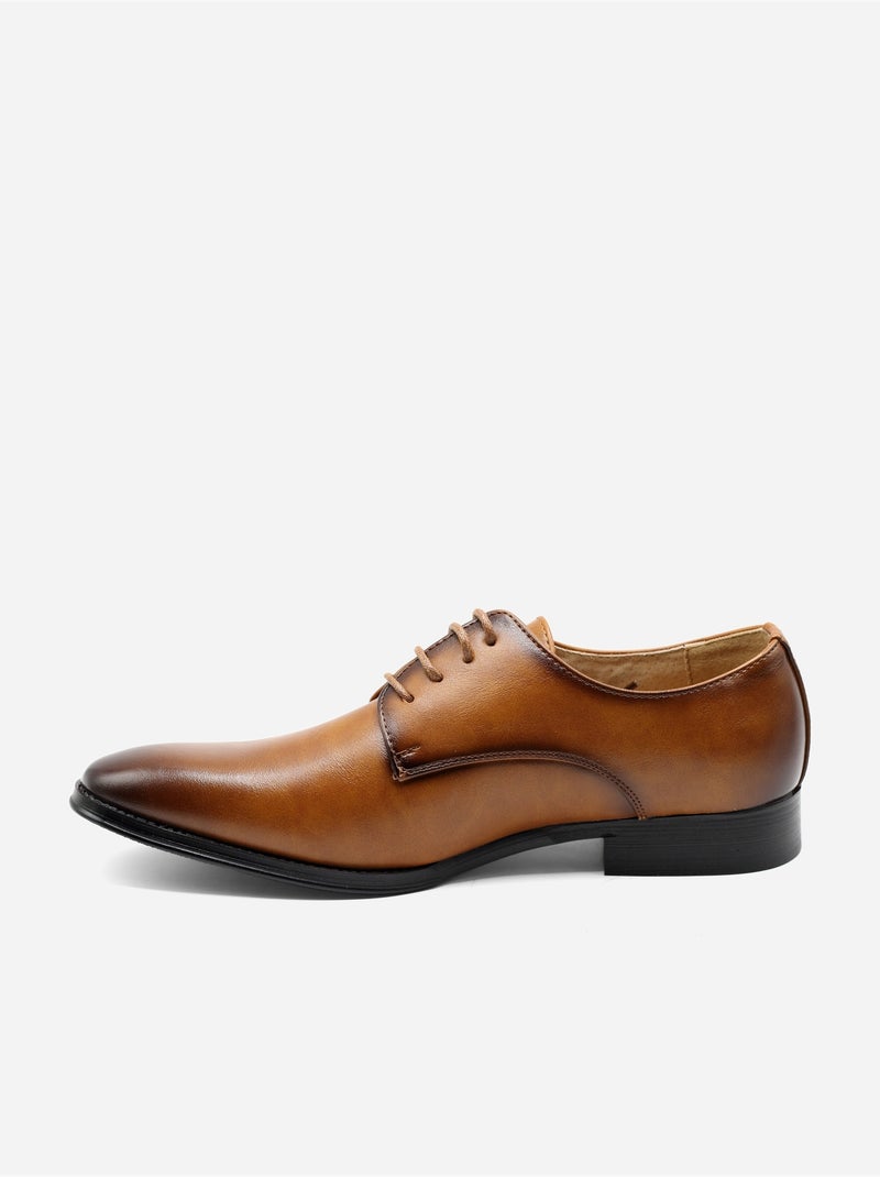 Sapatos derby em pele - Uomo Castanho - Kiabi
