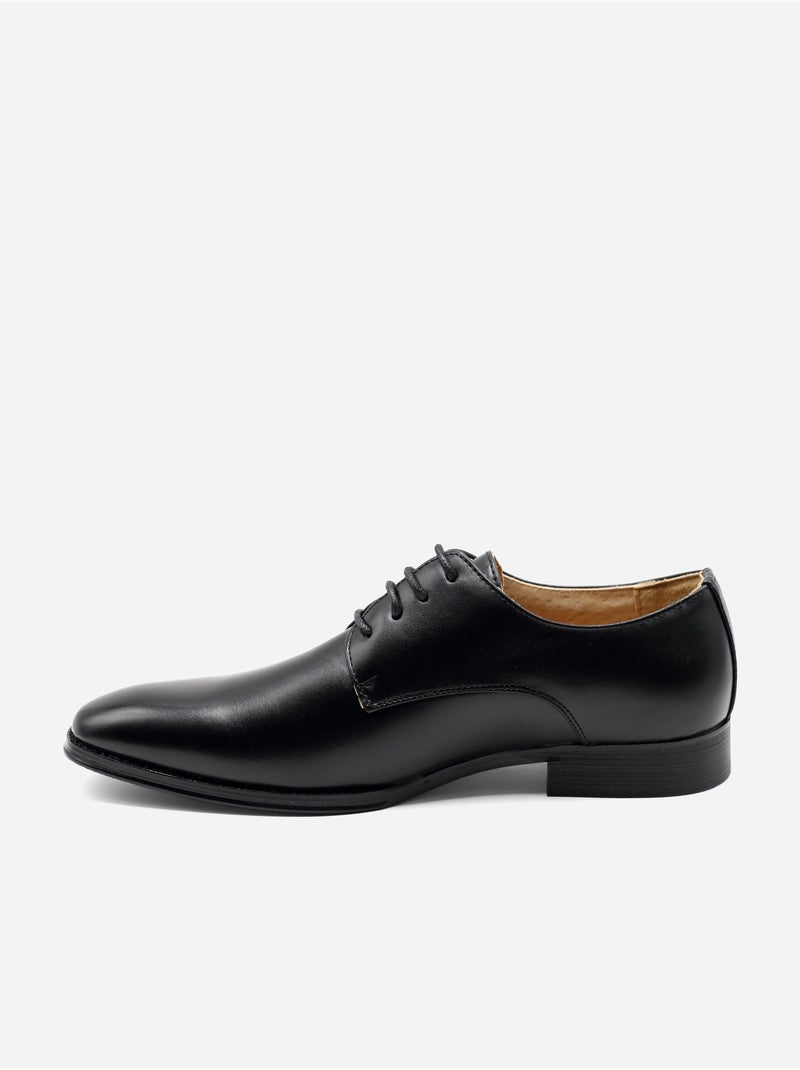 Sapatos derby em pele - Uomo Preto - Kiabi