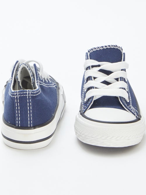 Sapatos rasos com atacadores - Kiabi
