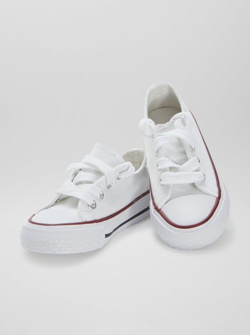 Sapatos rasos com atacadores - Kiabi