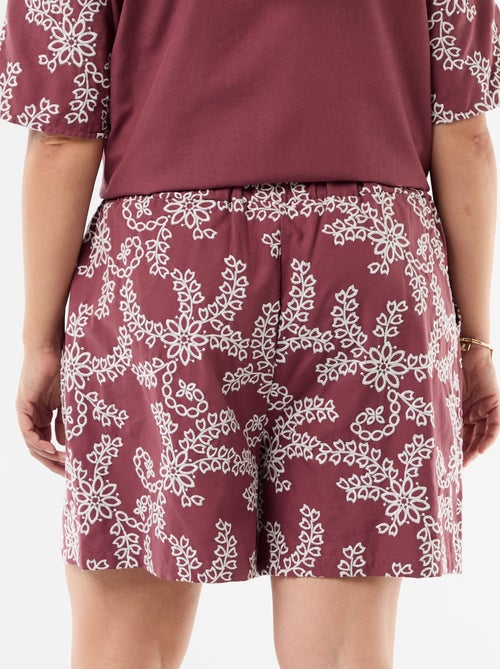 Short com bordados florais - Kiabi