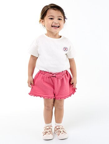 Short com folhos e laço na cintura