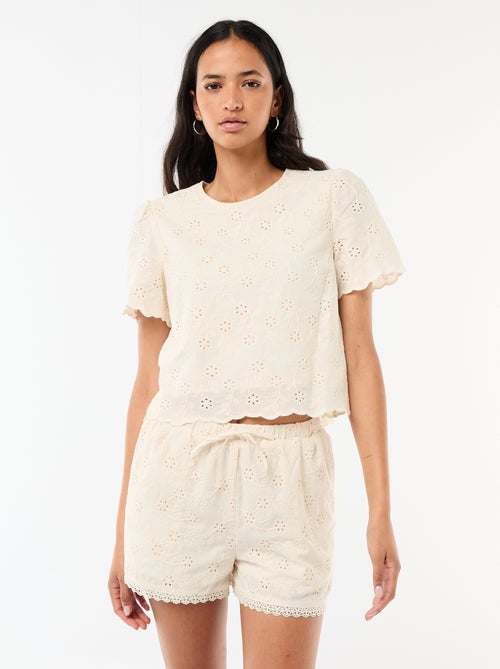 Short curto bordado inglês em algodão liso - Kiabi